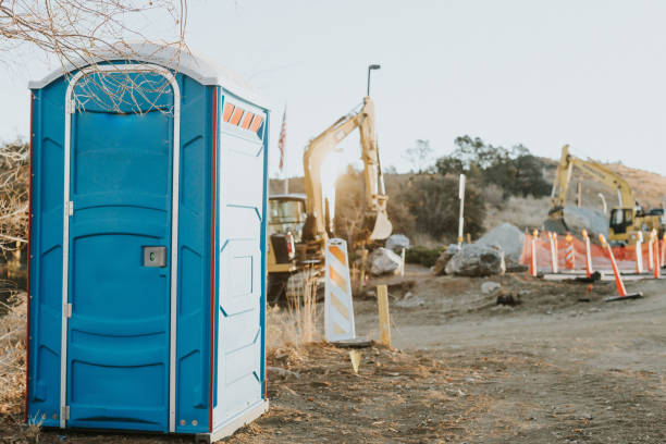 Portable Toilet Options We Offer in Pemberwick, CT